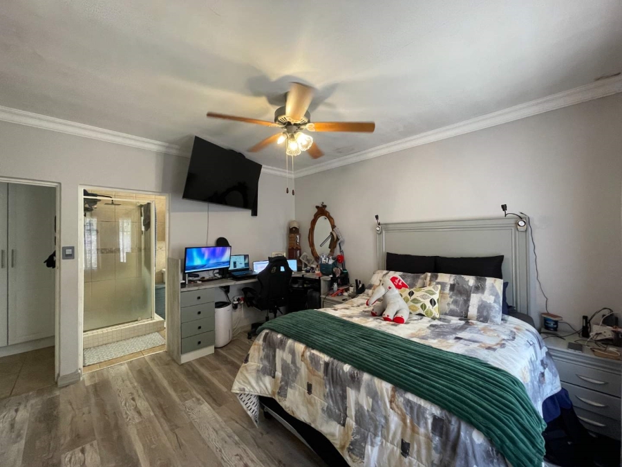 3 Bedroom Property for Sale in Seemeeu Park Western Cape